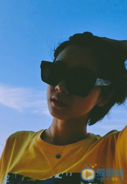 奚美丽街拍写真 奚美丽高清写真_奚美丽高清剧照