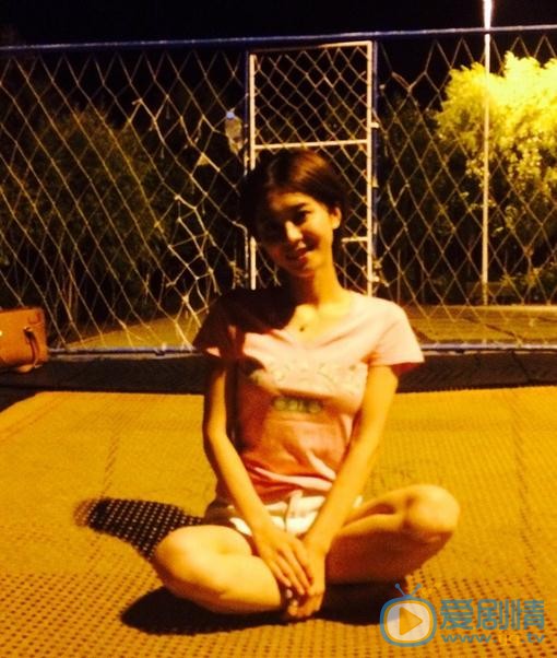 奚美丽街拍写真 奚美丽高清写真_奚美丽高清剧照