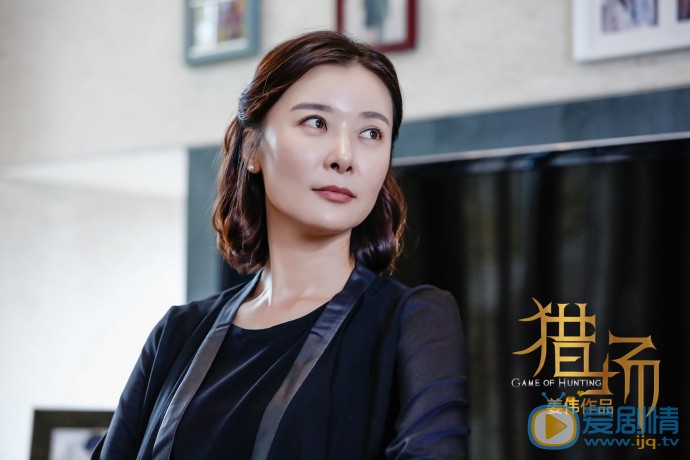 猎场中罗伊人为什么要林拜瞒着郑秋冬，郑秋冬的公司最终上市了吗