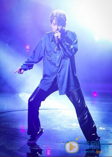 周震南演唱会写真 周震南高清写真_周震南高清剧照
