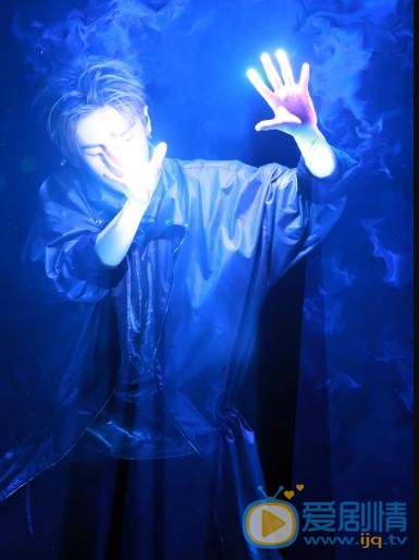周震南演唱会写真 周震南高清写真_周震南高清剧照