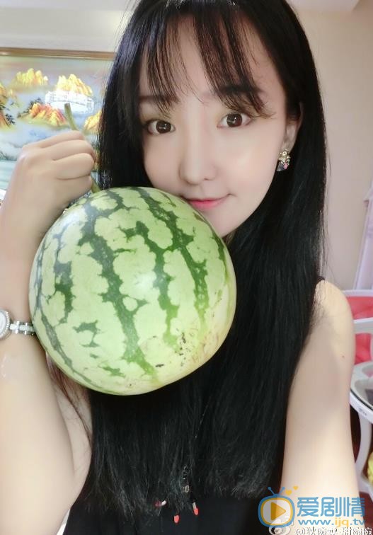 狄琬雯生活照