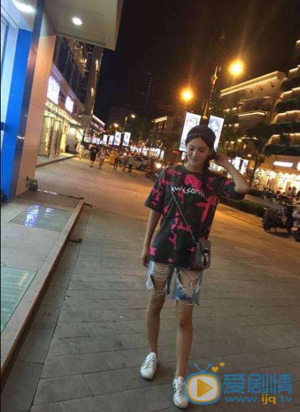 韩昕妤街拍写真 韩昕妤高清写真_韩昕妤高清剧照