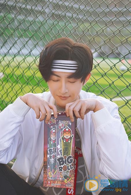 李孟羲吃货写真 李孟羲高清写真_李孟羲高清剧照