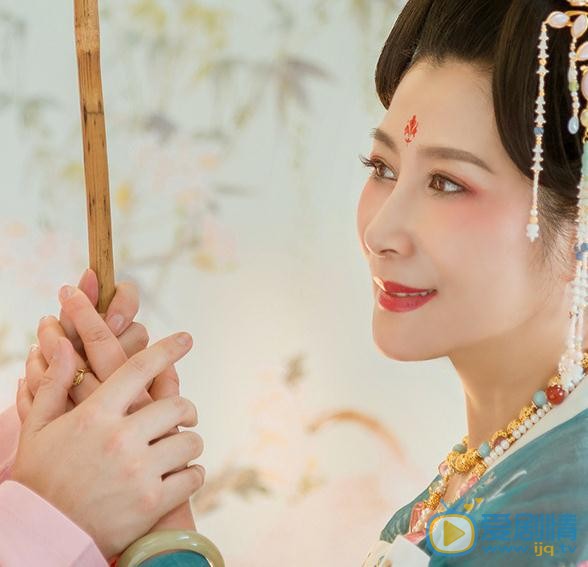 李孟羲母子写真 李孟羲高清写真_李孟羲高清剧照