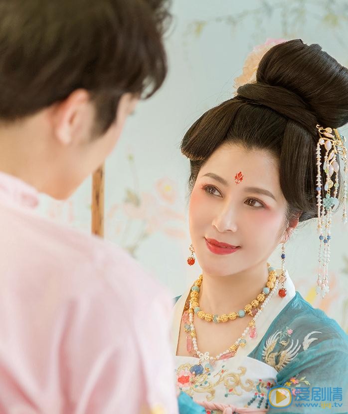李孟羲母子写真 李孟羲高清写真_李孟羲高清剧照