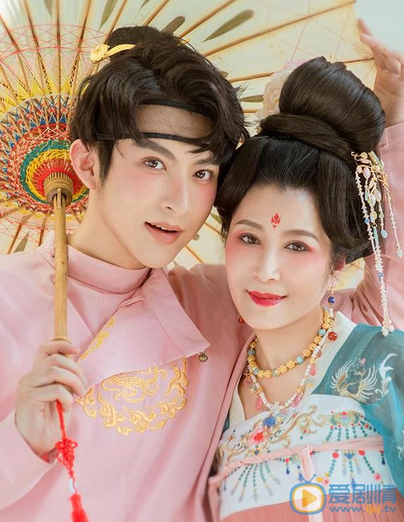 李孟羲母子写真 李孟羲高清写真_李孟羲高清剧照