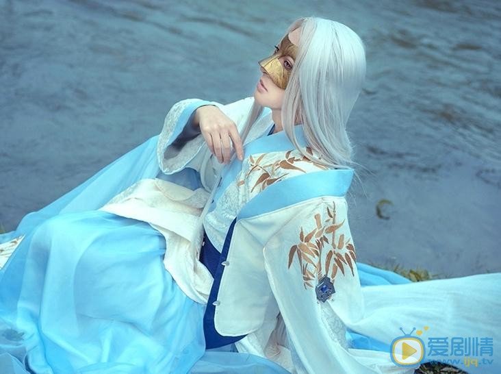 李孟羲面具写真 李孟羲高清写真_李孟羲高清剧照