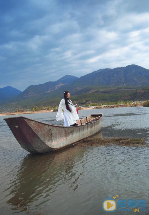 李孟羲白色写真 李孟羲高清写真_李孟羲高清剧照