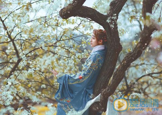李孟羲桃花写真 李孟羲高清写真_李孟羲高清剧照
