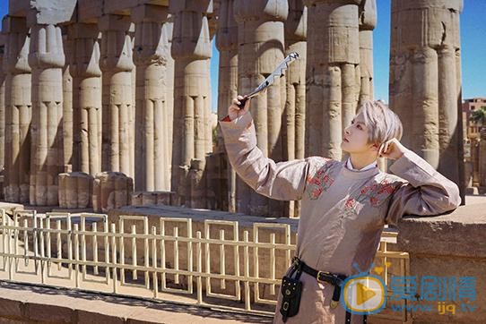 李孟羲建筑风写真 李孟羲高清写真_李孟羲高清剧照