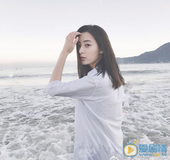 刘芷微街拍写真 刘芷微高清写真_刘芷微高清剧照