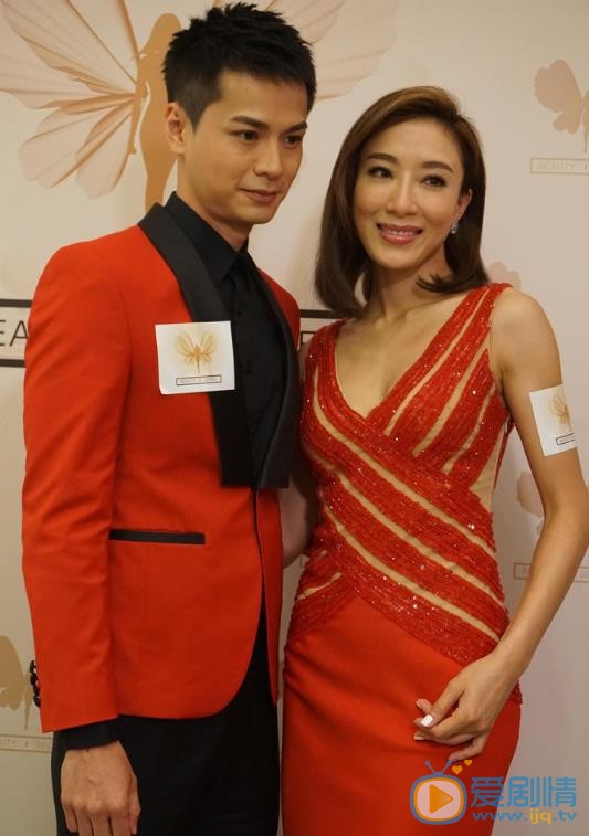 罗仲谦和杨怡恩爱合照 罗仲谦高清写真_罗仲谦高清剧照