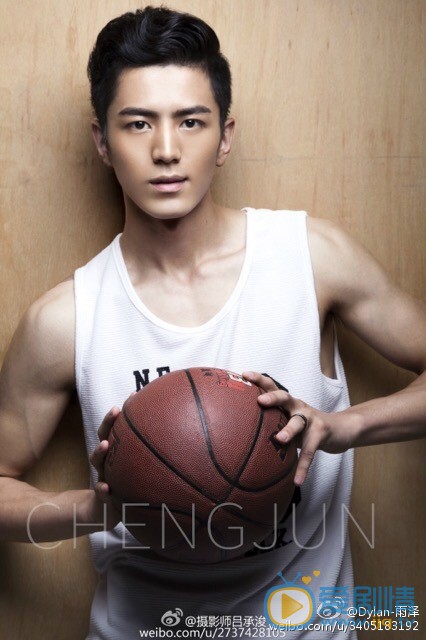 李九霖硬汉写真 李九霖高清写真_李九霖高清剧照