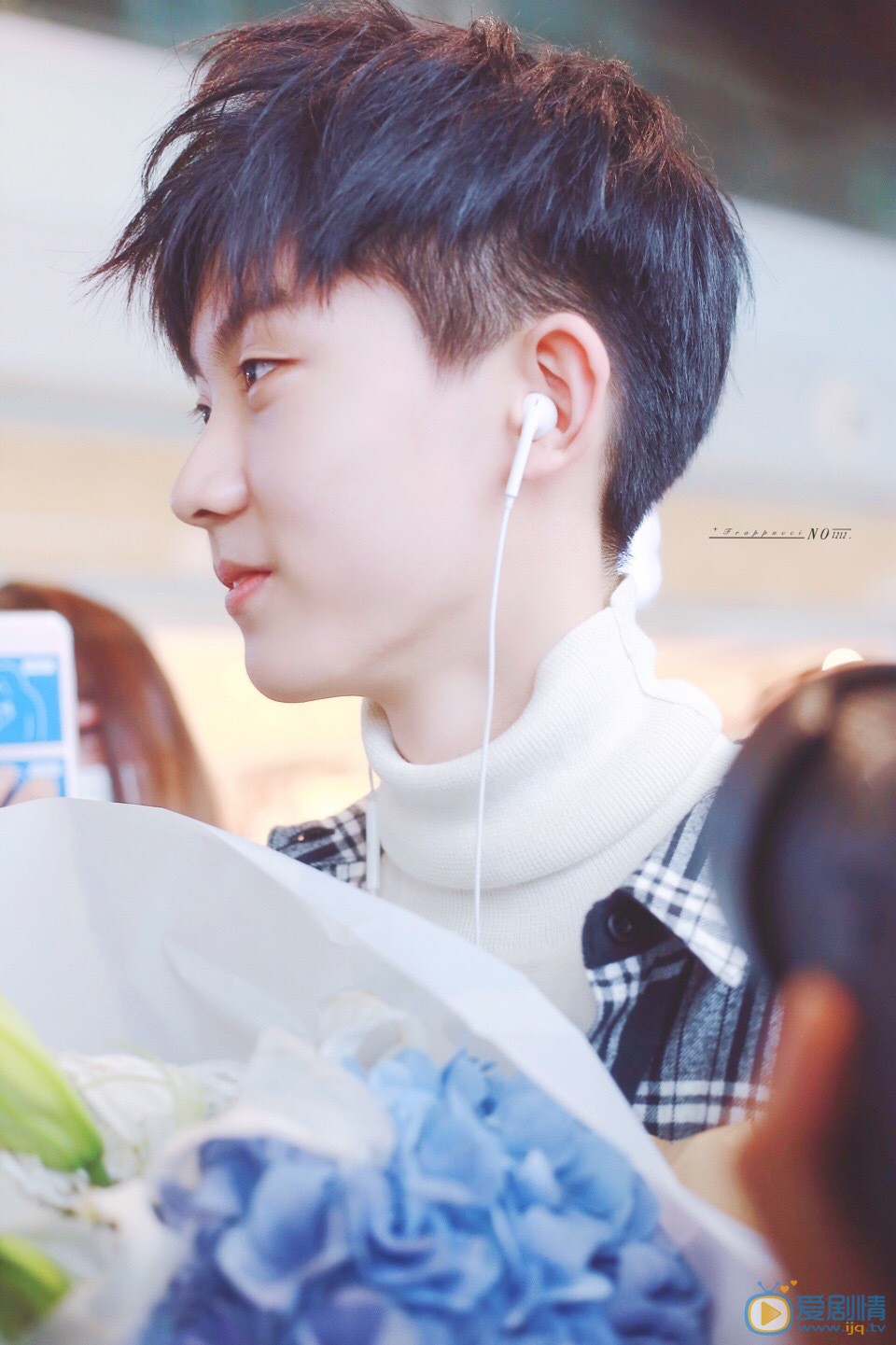 马嘉祺街拍照写真 马嘉祺高清写真_马嘉祺高清剧照