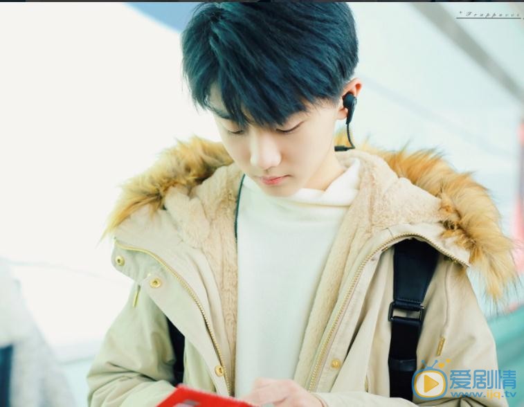 马嘉祺街拍照写真 马嘉祺高清写真_马嘉祺高清剧照