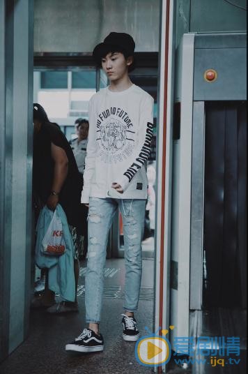 马嘉祺街拍照写真 马嘉祺高清写真_马嘉祺高清剧照