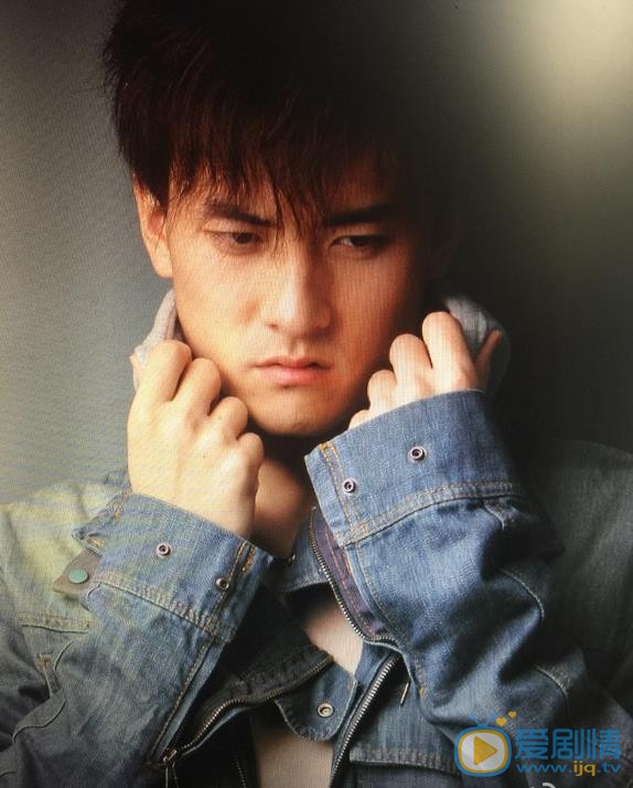 赫子铭个人资料简介 赫子铭早期写真照