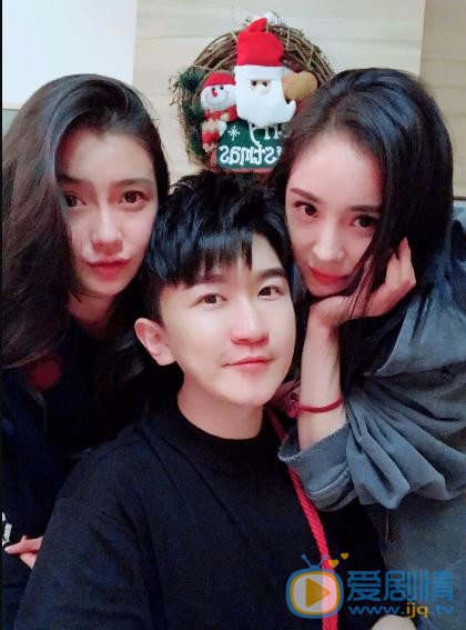 张大大娱乐圈好友合照 张大大高清写真_张大大高清剧照