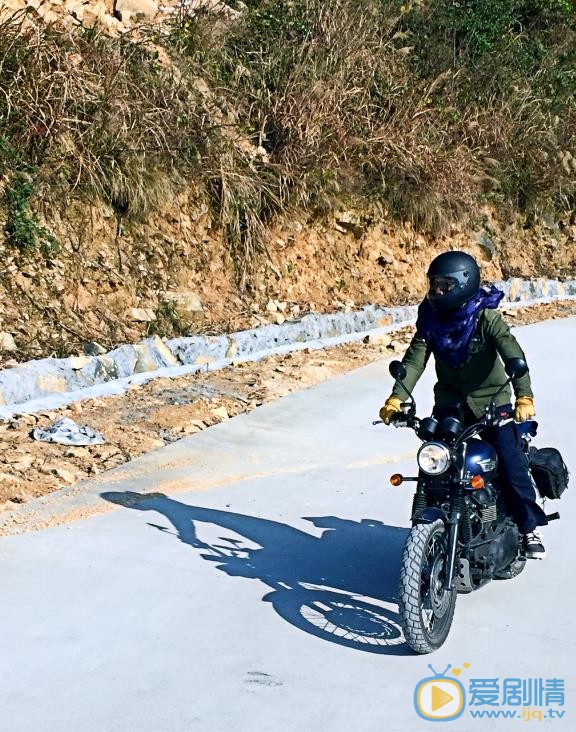 卢星宇骑行照 卢星宇高清写真_卢星宇高清剧照