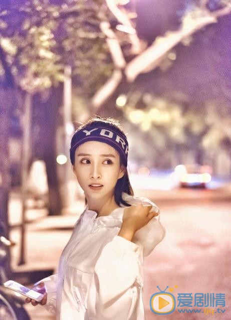 吴雨橦街拍写真 吴雨橦高清写真_吴雨橦高清剧照