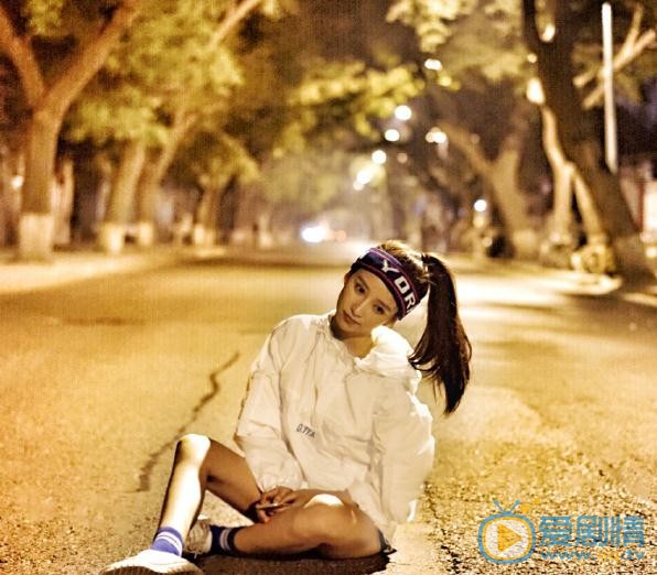 吴雨橦街拍写真 吴雨橦高清写真_吴雨橦高清剧照