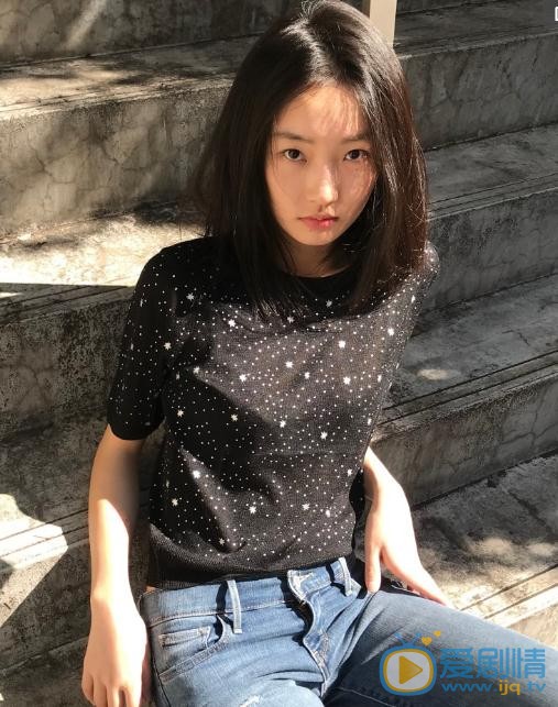 周依然生活照 周依然高清写真_周依然高清剧照