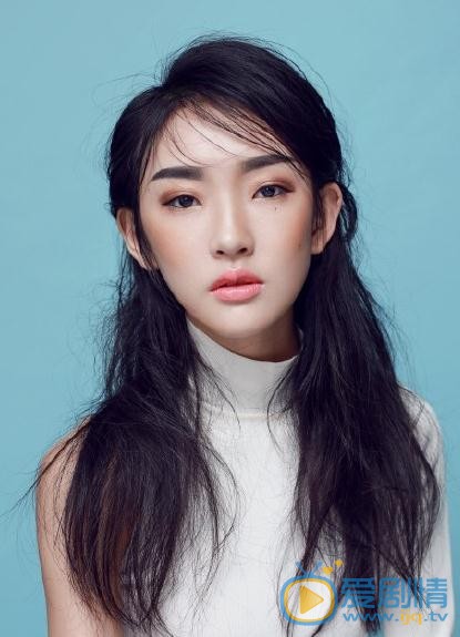 周依然写真 周依然高清写真_周依然高清剧照