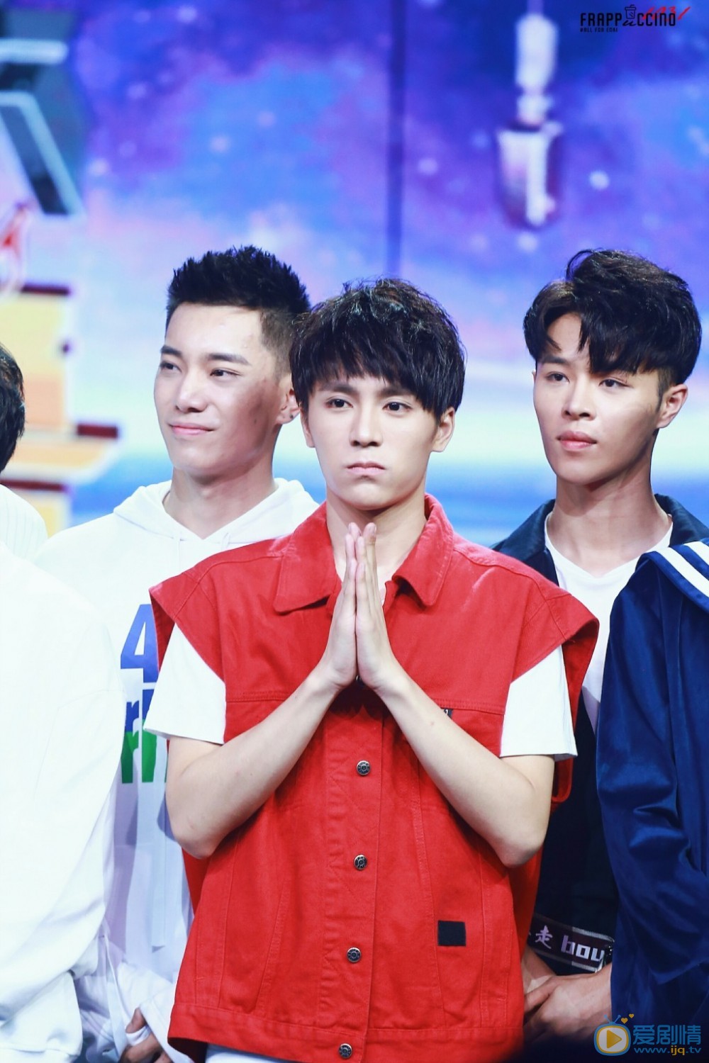王艺龙演唱会写真 王艺龙高清写真_王艺龙高清剧照