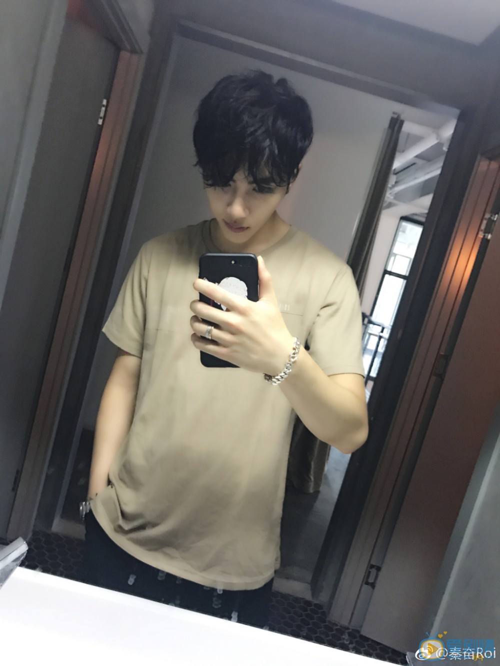 秦奋微博配图写真 秦奋微博配图写真