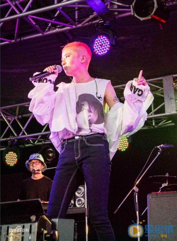 蒋瑶嘉舞台演出照 蒋瑶嘉高清写真_蒋瑶嘉高清剧照