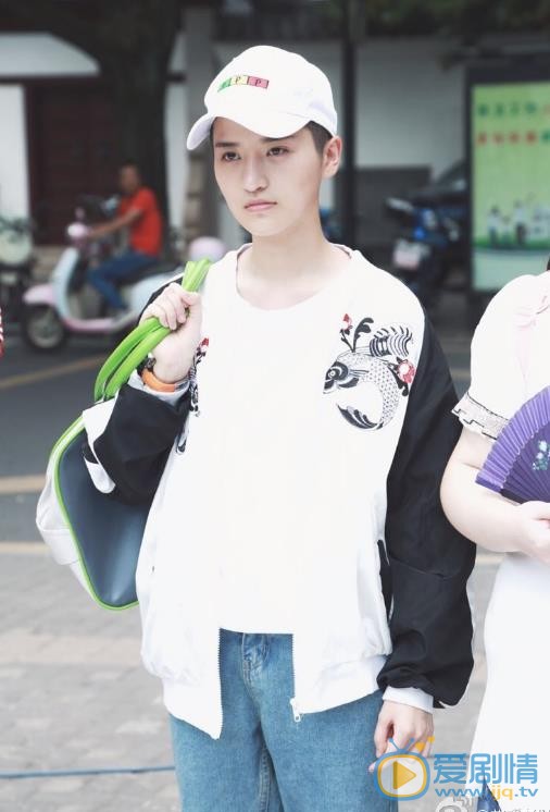蒋瑶嘉随性街拍 蒋瑶嘉随性街拍照