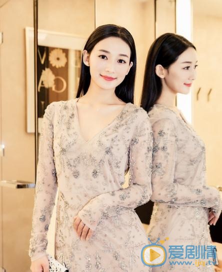 李若宁活动照 李若宁高清写真_李若宁高清剧照