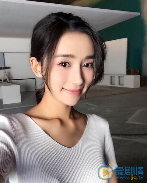 李若宁可爱照 李若宁高清写真_李若宁高清剧照