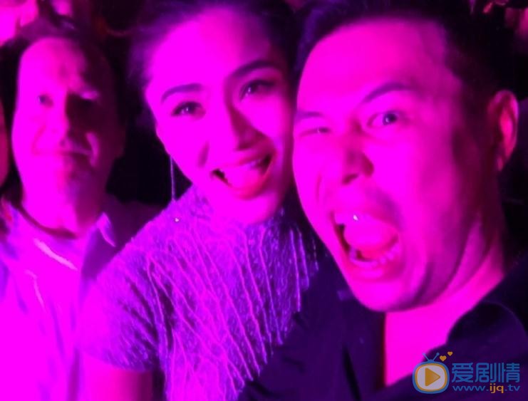 王熙然与明星合照 王熙然高清写真_王熙然高清剧照