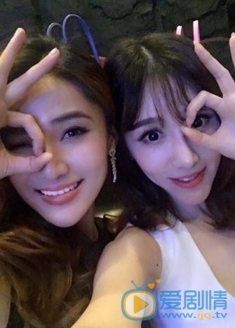 王熙然与好友合照 王熙然高清写真_王熙然高清剧照