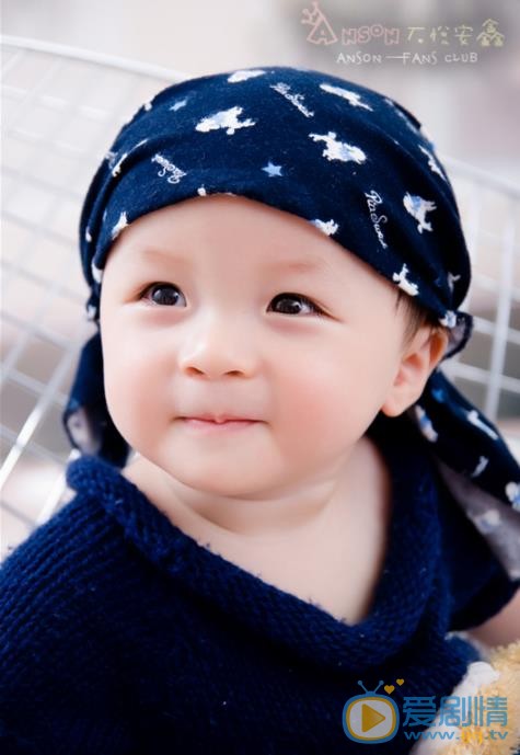 石悦安鑫婴幼儿时期 石悦安鑫高清写真_石悦安鑫高清剧照