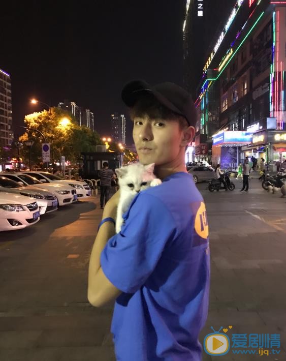 李豪生活照 李豪高清写真_李豪高清剧照