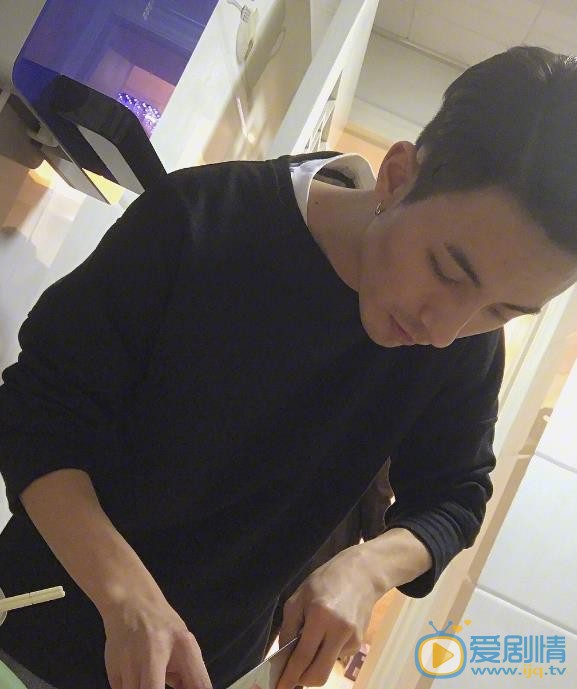 李豪生活照 李豪高清写真_李豪高清剧照