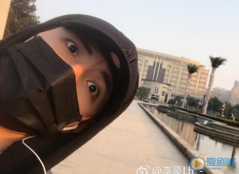 李豪生活照 李豪高清写真_李豪高清剧照