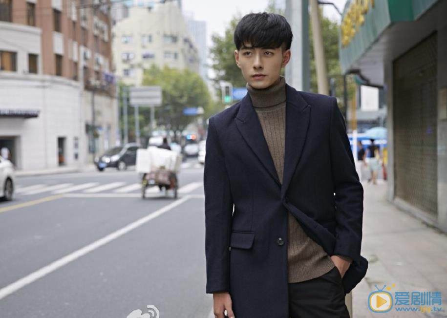 李豪时尚街拍 李豪高清写真_李豪高清剧照
