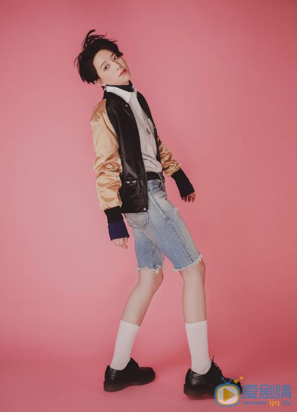 李斯丹妮帅气写真 李斯丹妮高清写真_李斯丹妮高清剧照