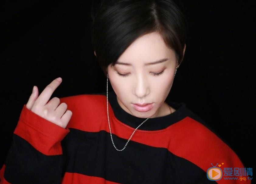李斯丹妮帅气写真 李斯丹妮高清写真_李斯丹妮高清剧照