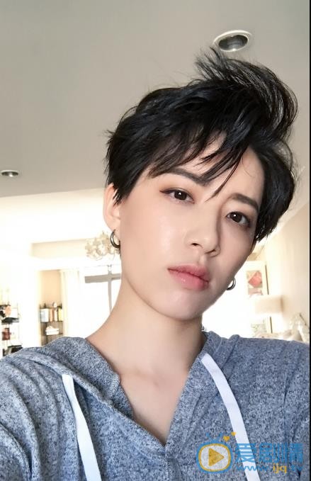 李斯丹妮生活照 李斯丹妮高清写真_李斯丹妮高清剧照