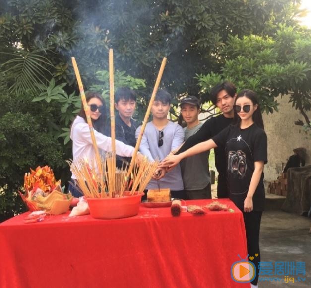 虞鑫蕾开机照 虞鑫蕾高清写真_虞鑫蕾高清剧照