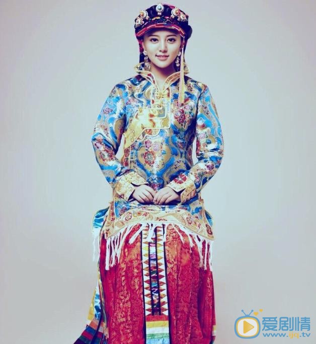 阿兰民族服装写真 阿兰高清写真_阿兰高清剧照