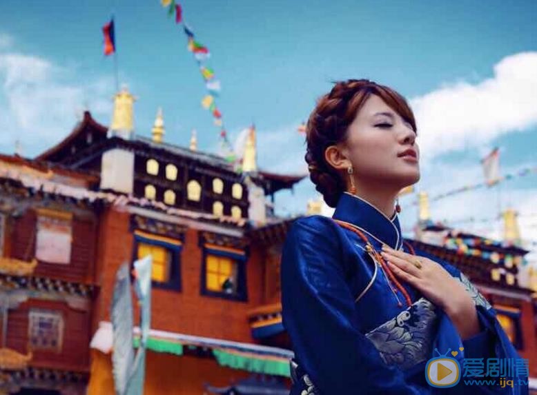 阿兰民族服装写真 阿兰高清写真_阿兰高清剧照
