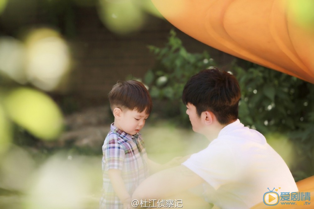 杜江和儿子嗯哼合照 杜江高清写真_杜江高清剧照