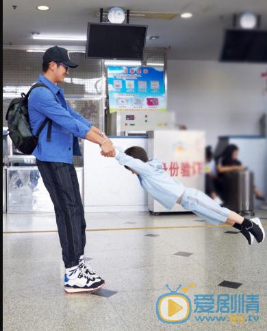 杜江机场照写真 杜江高清写真_杜江高清剧照