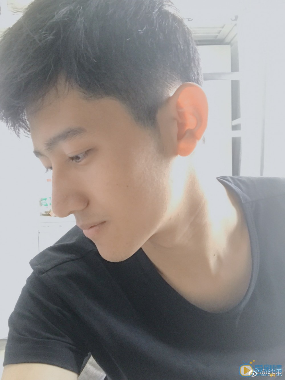 恋爱先生小程皓少年程皓是谁扮演的？小程皓少年程皓扮演者战宇个人资料、写真及生活照欣赏